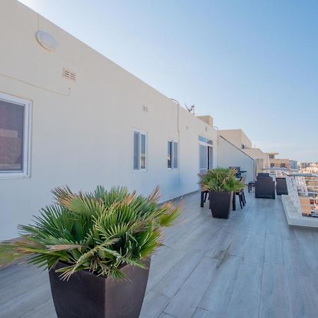 Kernice Penthouse With Sea And Country Views Of Xghajra Bagian luar foto