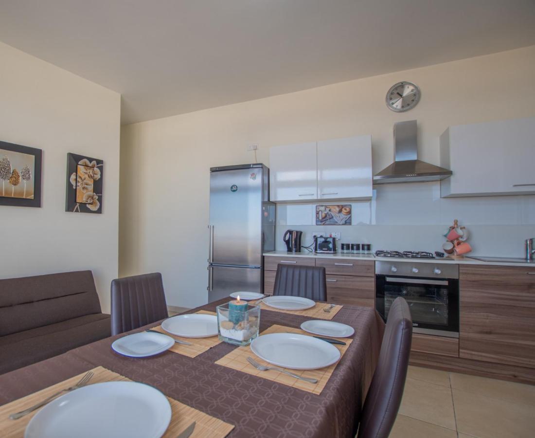 Kernice Penthouse With Sea And Country Views Of Xghajra Bagian luar foto